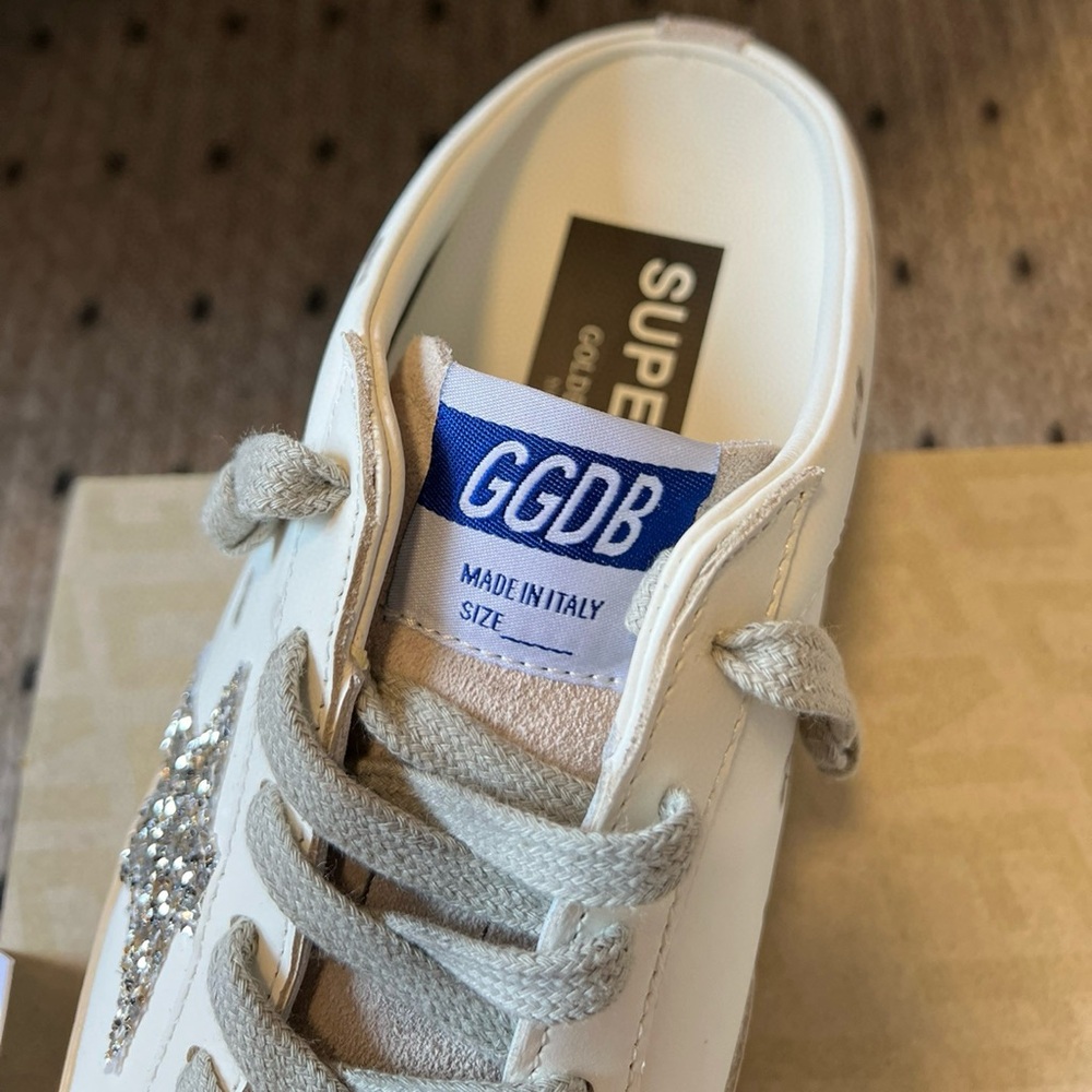 Golden Goose casual and fashionable flat shoes sneakers - Picture 4 of 8